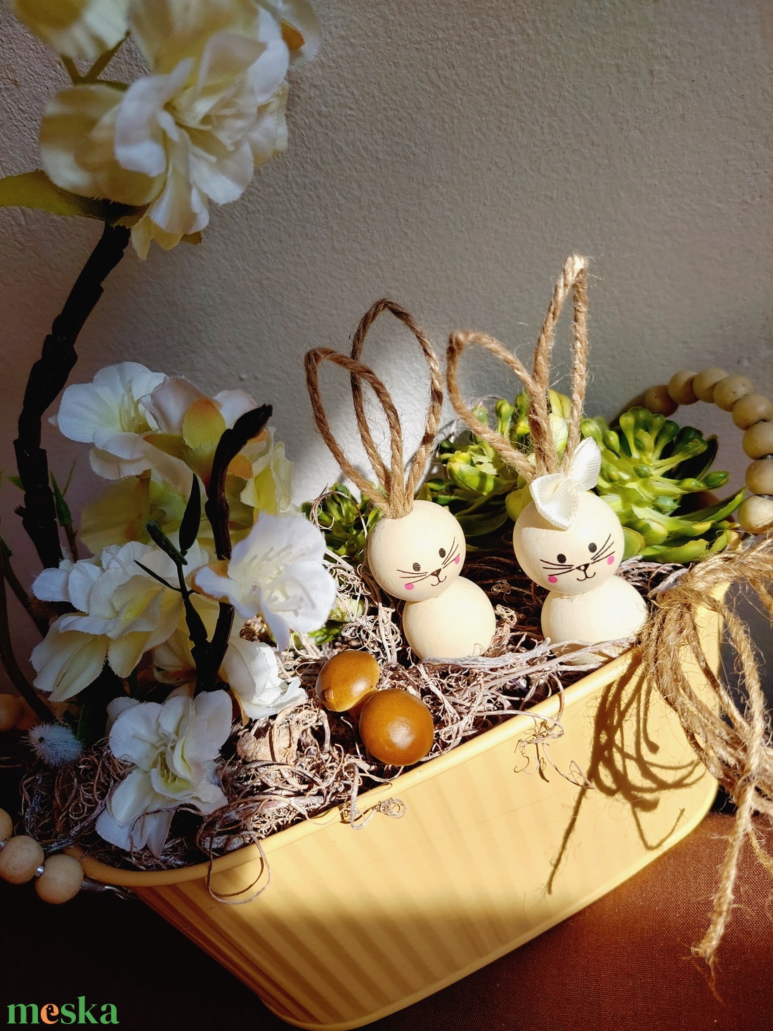 Tavaszi asztaldísz, akár ajándékba  - otthon & életmód - virágdekoráció - virágdíszek - virágdísz kaspóban - Meska.hu