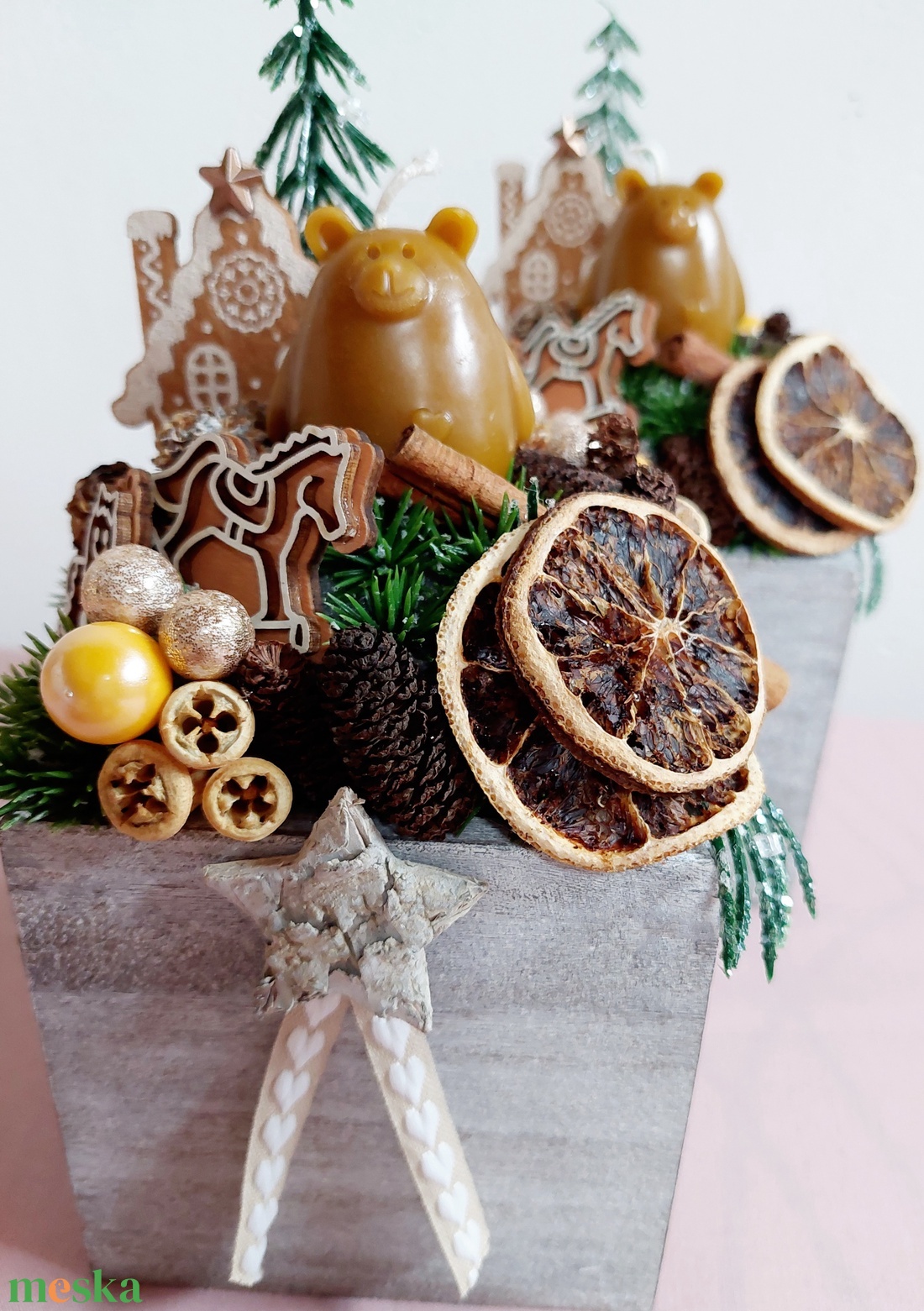 Adventi vendégváró asztaldísz termésekkel, méhviasz gyertyával - karácsony - adventi díszek - adventi gyertyadíszek és koszorúdíszek - Meska.hu