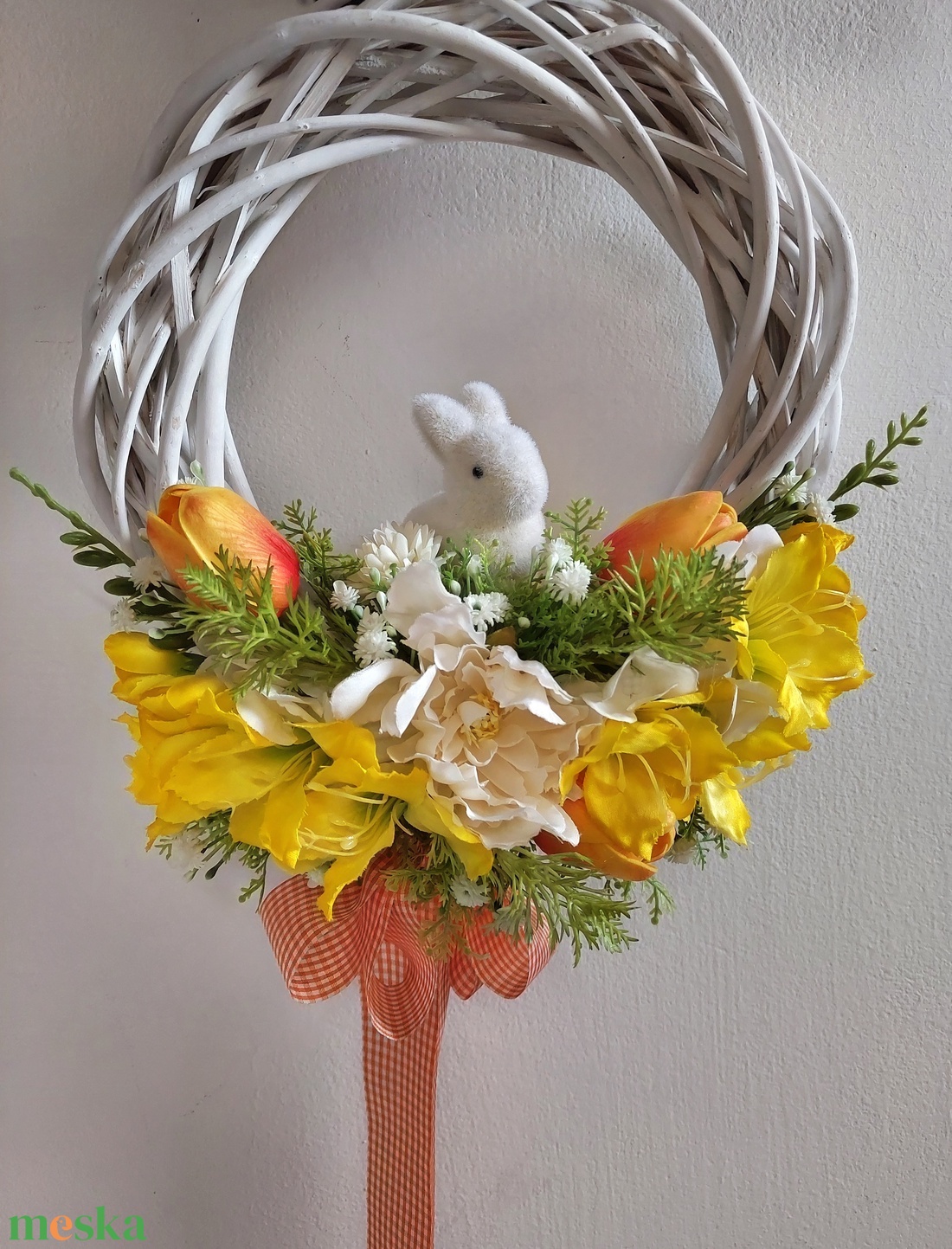 Virágos, tavaszi ajtókopogtató, kivehető nyuszi figurával-ajándékba is  - otthon & életmód - dekoráció - ajtó- és ablak dekoráció - ajtódísz & kopogtató - Meska.hu