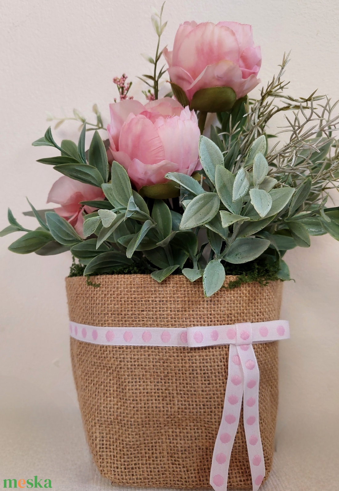 Tavaszváró ajtókopogtató, asztaldísz, juta alapon, újdonság - ünnepi díszek, dekorációk - húsvéti díszek és dekorációk - húsvéti ajtódísz, kopogtató - Meska.hu