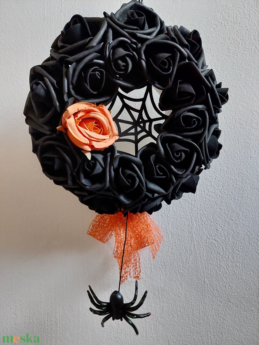 Közeledik... ne szalaszd el! Halloween kopogtató  - otthon & életmód - dekoráció - halloween - halloweeni ajtódíszek és ablakdíszek - Meska.hu