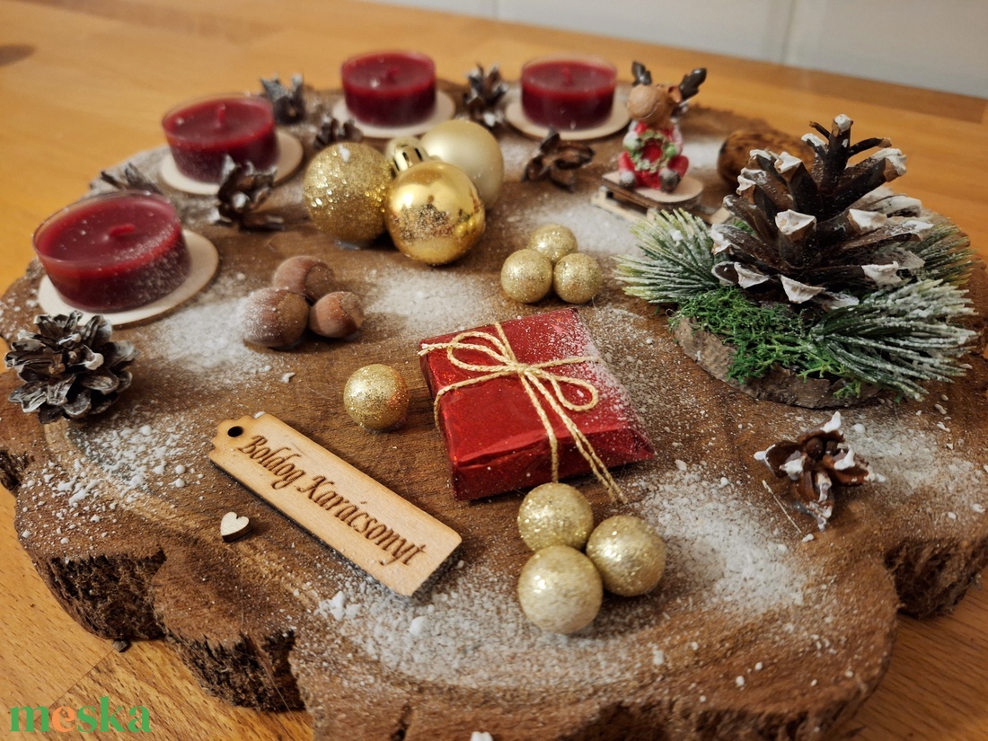 Adventi koszorú, pirított mandula illatú mécsesekkel, rénszarvassal  - karácsony - adventi díszek - adventi koszorú - Meska.hu