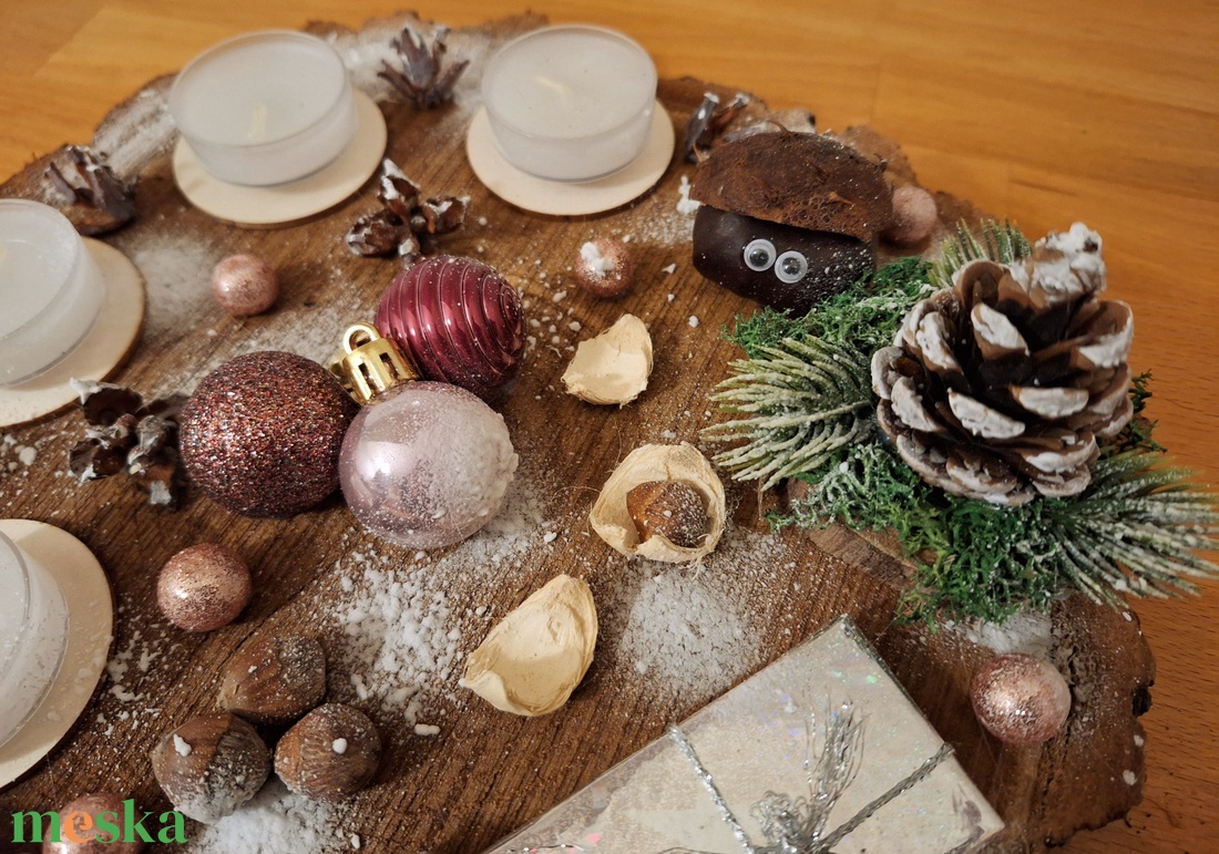 Adventi koszorú,  természetes,  fa alapon - karácsony - adventi díszek - adventi koszorú - Meska.hu