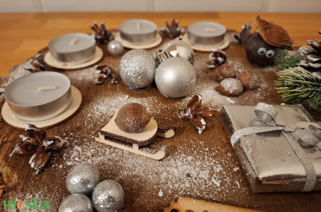 Adventi koszorú,  természetes adventi koszorú fa alapon - karácsony - adventi díszek - adventi koszorú - Meska.hu