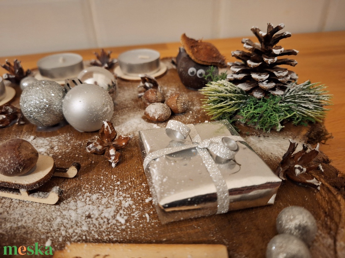 Adventi koszorú,  természetes adventi koszorú fa alapon - karácsony - adventi díszek - adventi koszorú - Meska.hu