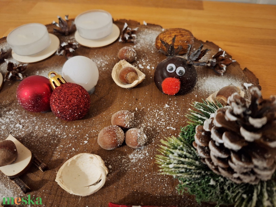 Adventi koszorú, lazúrozott fa alapon  - karácsony - adventi díszek - adventi koszorú - Meska.hu