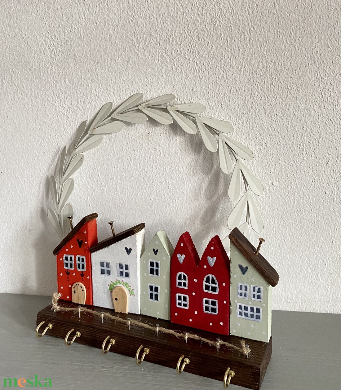 Kárminpiros, narancs házikós kulcstartó - otthon & életmód - dekoráció - fali és függő dekoráció - fali kulcstartó - Meska.hu