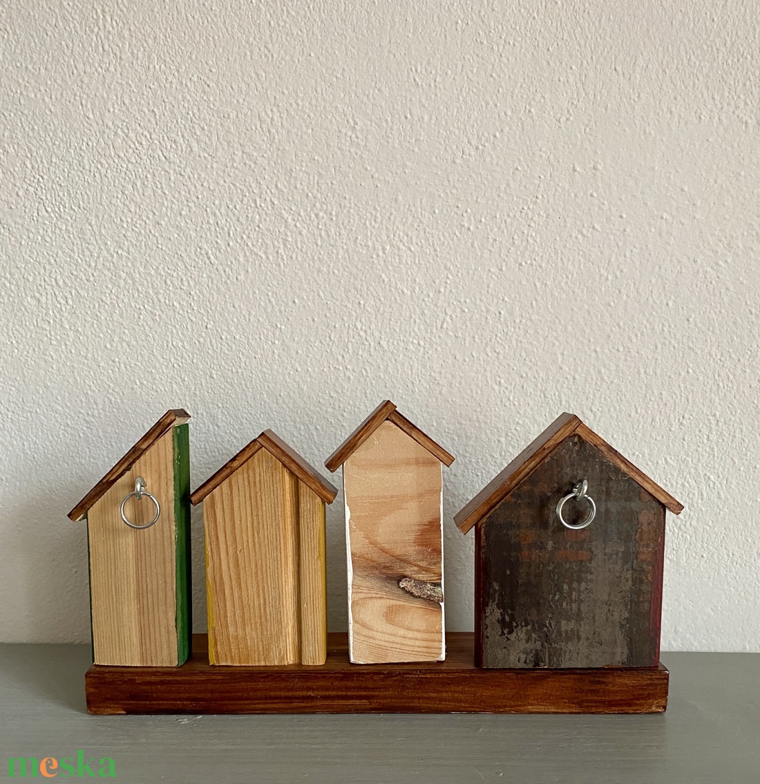 Bordó, okker, zöld házikós kulcstartó - otthon & életmód - dekoráció - fali és függő dekoráció - fali kulcstartó - Meska.hu Bordó, okker, zöld házikós kulcstartó - otthon & életmód - dekoráció - fali és függő dekoráció - fali kulcstartó - Meska.hu