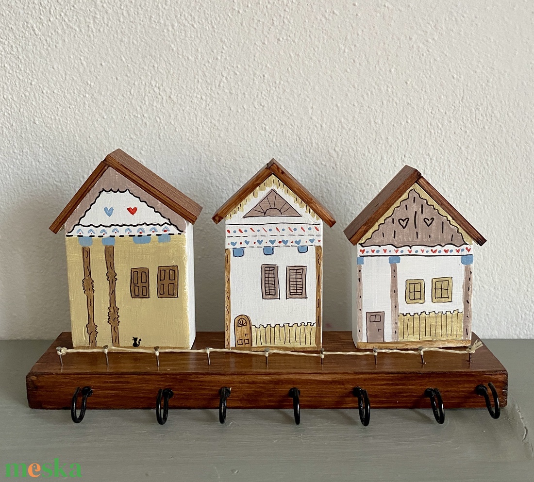 Népi házikós kulcstartó fekete macskával - otthon & életmód - dekoráció - fali és függő dekoráció - fali kulcstartó - Meska.hu Népi házikós kulcstartó fekete macskával - otthon & életmód - dekoráció - fali és függő dekoráció - fali kulcstartó - Meska.hu