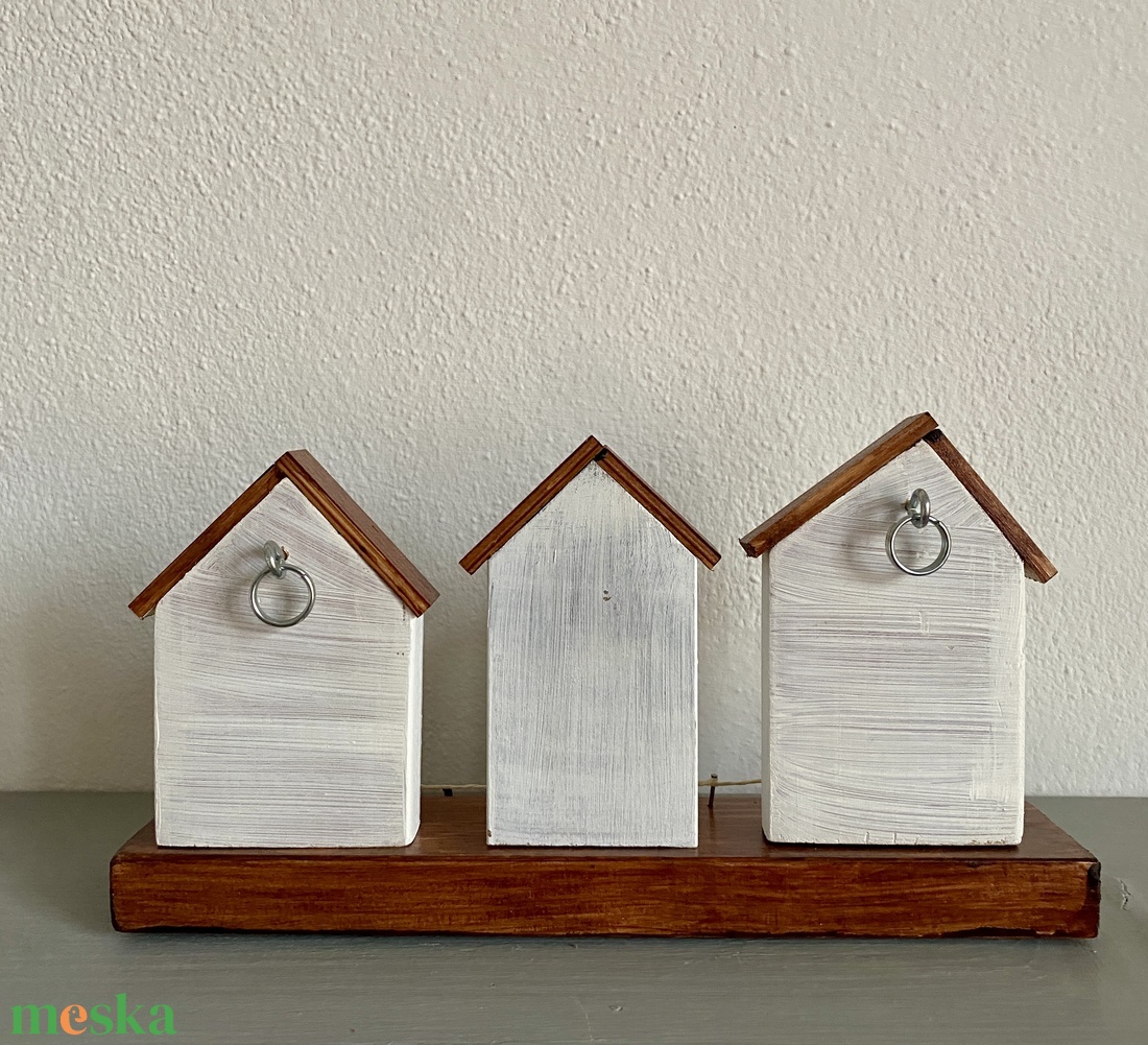 Népi házikós kulcstartó fekete macskával - otthon & életmód - dekoráció - fali és függő dekoráció - fali kulcstartó - Meska.hu Népi házikós kulcstartó fekete macskával - otthon & életmód - dekoráció - fali és függő dekoráció - fali kulcstartó - Meska.hu