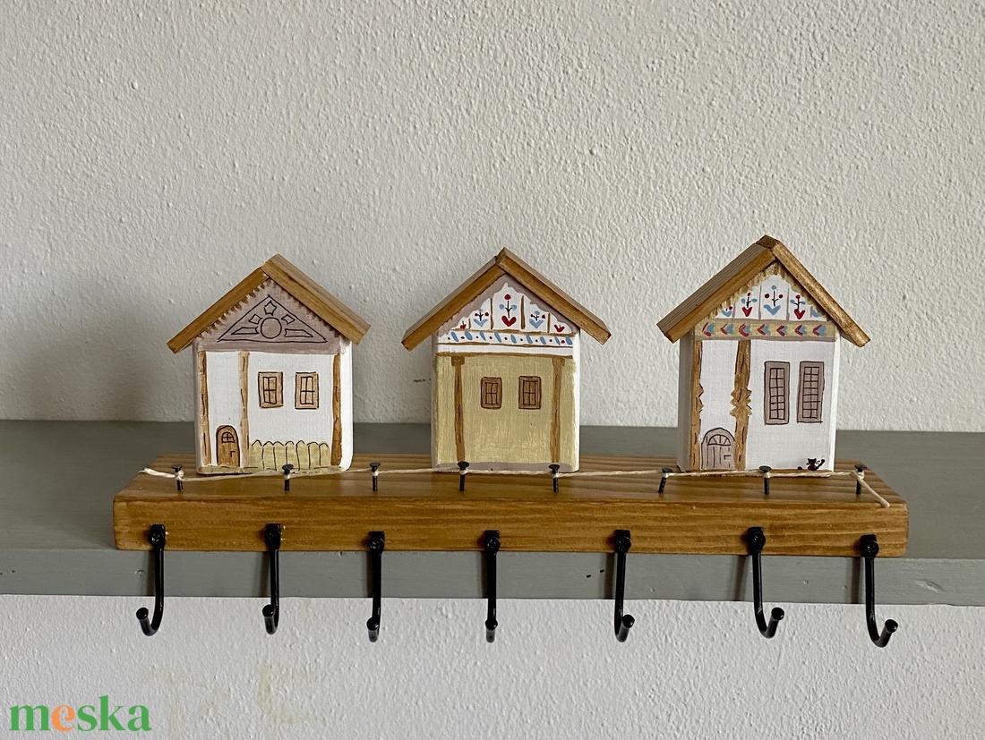 Fekete macskás népi házikós kulcstartó - otthon & életmód - dekoráció - fali és függő dekoráció - fali kulcstartó - Meska.hu