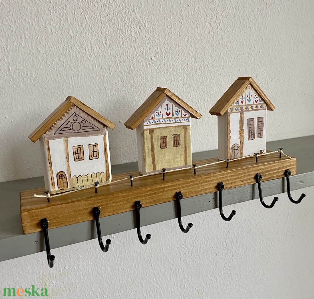 Fekete macskás népi házikós kulcstartó - otthon & életmód - dekoráció - fali és függő dekoráció - fali kulcstartó - Meska.hu