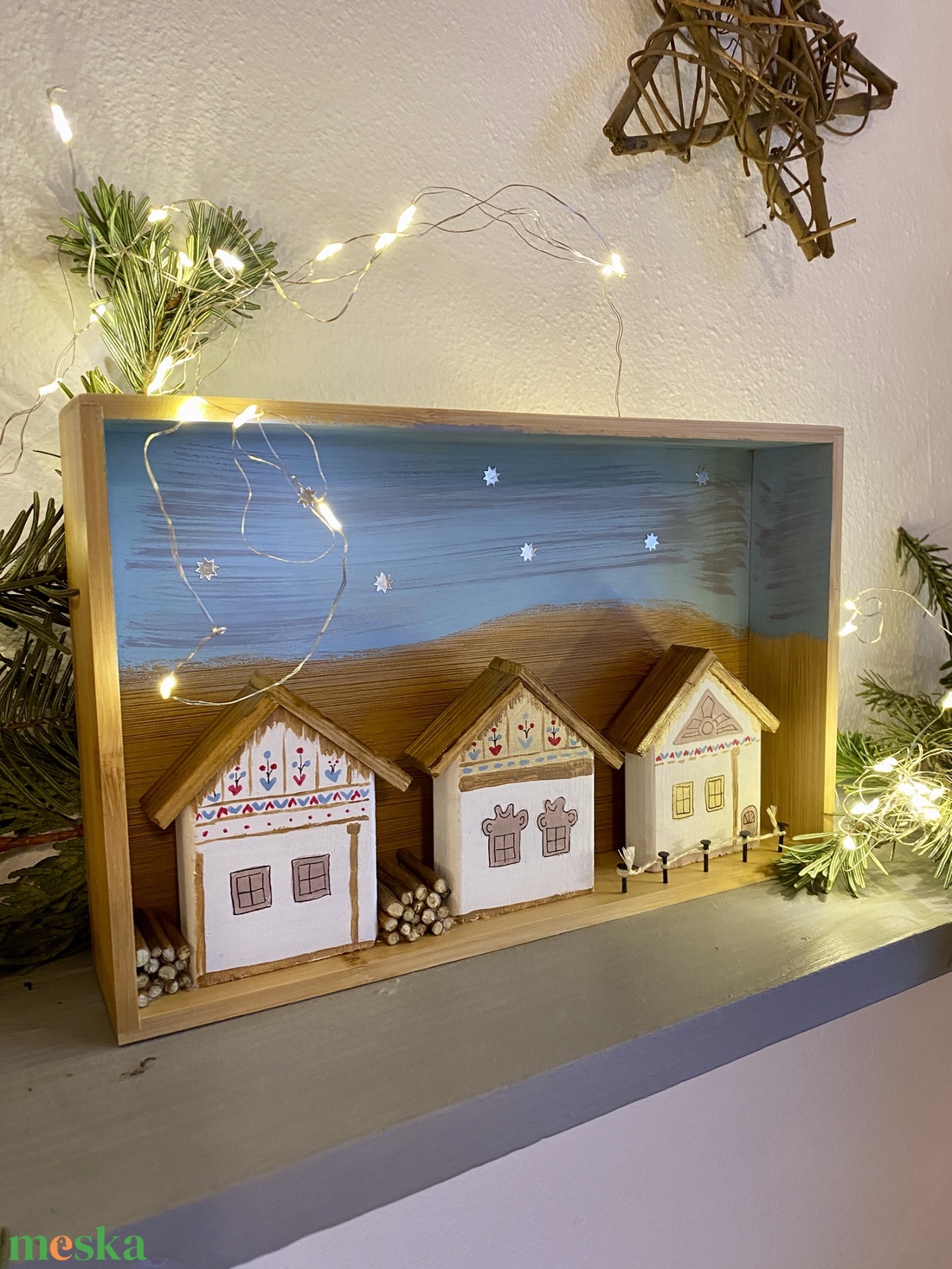 Karácsonyi falucska  - kézműves ajándékötlet - karácsony - adventi díszek - adventi ablakdekoráció - Meska.hu