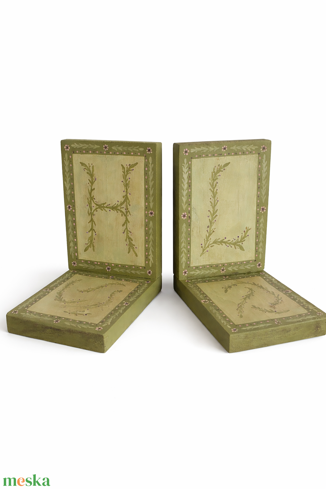 Monogramos olíva könyvtámasz - ajándékötlet - személyre szabható - otthon & életmód - dekoráció - asztal és polc dekoráció - könyvtámasz - Meska.hu