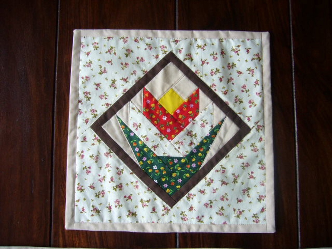 Tulipános  patchwork terítő 30x30cm -  - Meska.hu