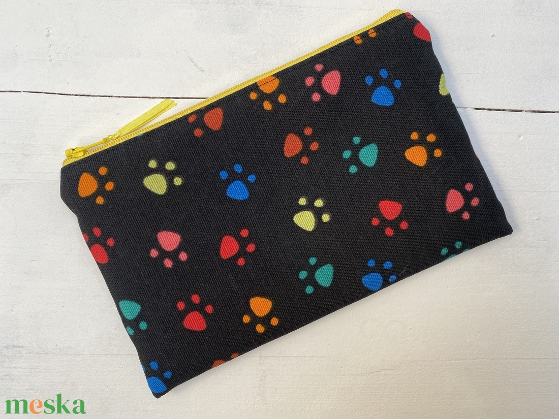 Nesszeszer 20x12cm , útlevél, eü.könyv tartó - táska & tok - neszesszer - Meska.hu Nesszeszer 20x12cm , útlevél, eü.könyv tartó - táska & tok - neszesszer - Meska.hu