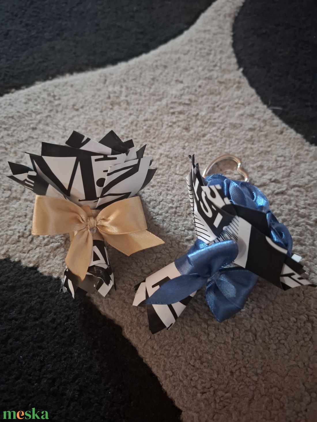 Mini rózsacsokor,táskadísz  - táska & tok - kulcstartó & táskadísz - kulcstartó - Meska.hu