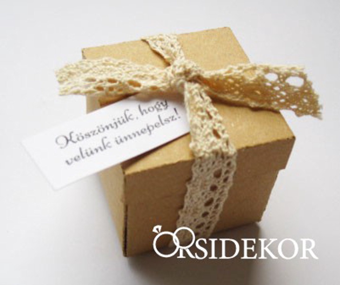 Köszönetajándék-doboz csipkével átkötve - esküvő - emlék & ajándék - köszönőajándék - Meska.hu Köszönetajándék-doboz csipkével átkötve - esküvő - emlék & ajándék - köszönőajándék - Meska.hu