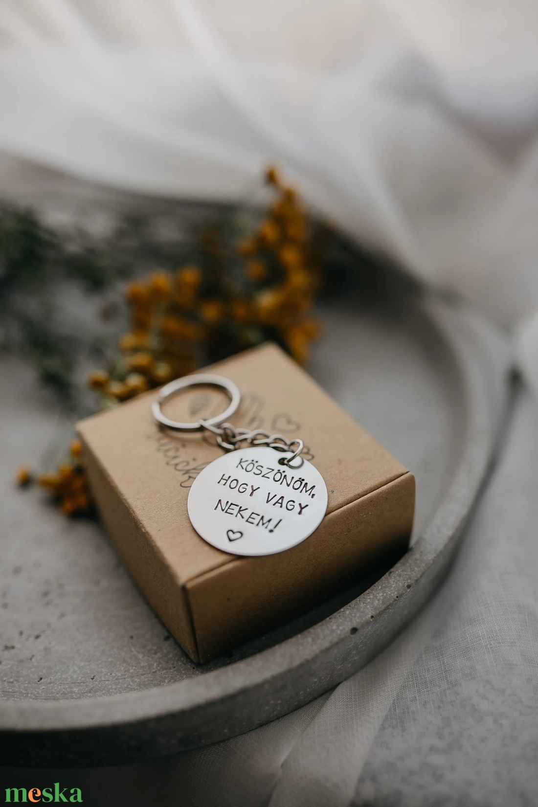 Köszönöm, hogy vagy nekem! � kulcstartó kézzel beütött szöveggel - táska & tok - kulcstartó & táskadísz - kulcstartó - Meska.hu