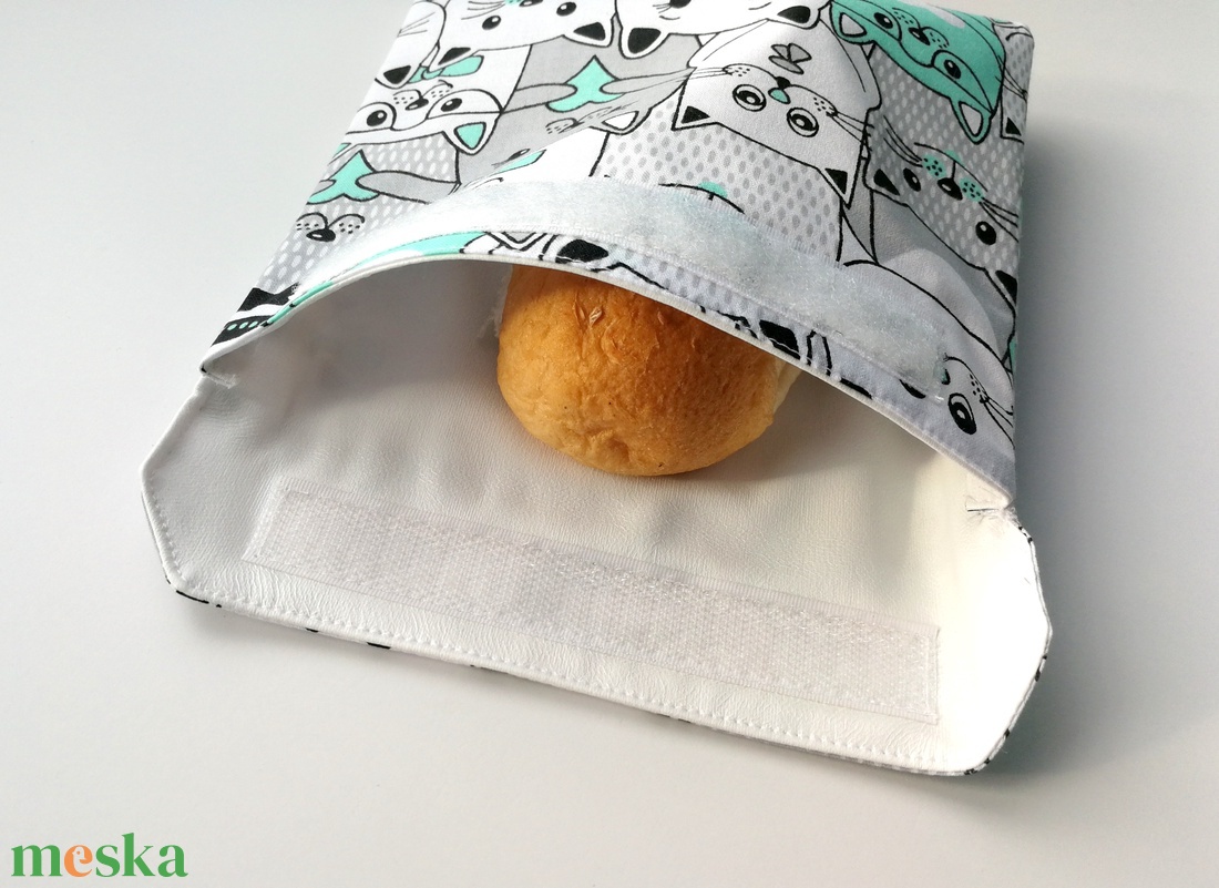Menta cicás snackbag, tépőzáras uzsitasak, vízhatlan szendvicstartó, uzsonnás tasak, mintás szendvics tartó újraszalvéta - táska & tok - uzsonna- & ebéd tartó - szendvics csomagoló - Meska.hu Menta cicás snackbag, tépőzáras uzsitasak, vízhatlan szendvicstartó, uzsonnás tasak, mintás szendvics tartó újraszalvéta - táska & tok - uzsonna- & ebéd tartó - szendvics csomagoló - Meska.hu