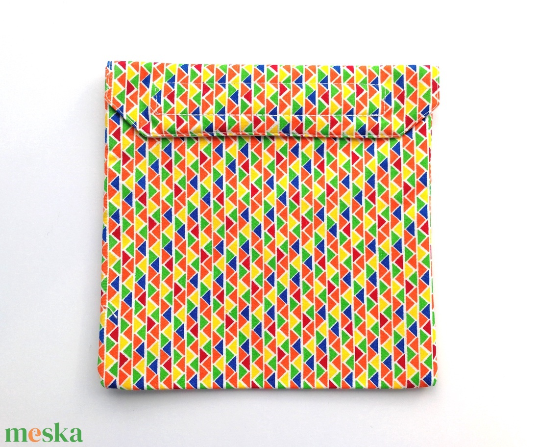 Apró háromszöges snackbag, tépőzáras uzsitasak, vízhatlan szendvicstartó, uzsonnás tasak, szendvics tartó újraszalvéta - táska & tok - uzsonna- & ebéd tartó - szendvics csomagoló - Meska.hu