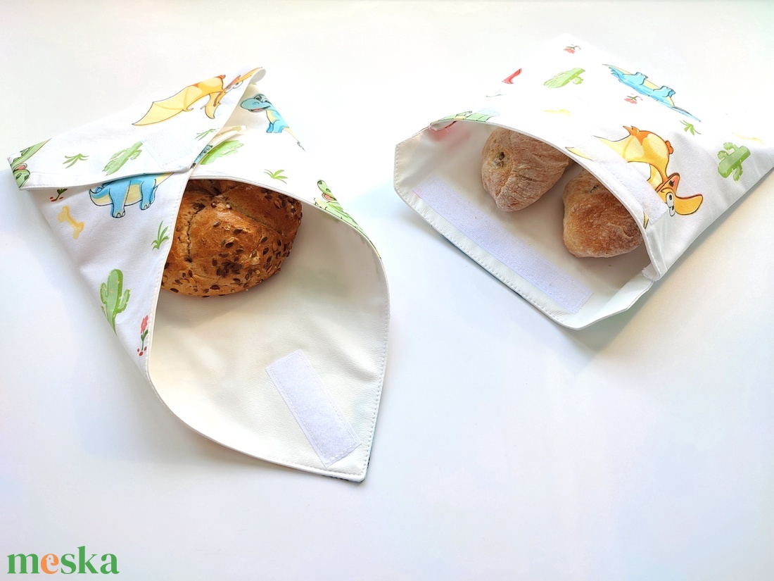 2 db-os dínós zerowaste szett: tépőzáras vízhatlan újraszalvéta és snackbag - uzsitasak és szendvics csomagoló - táska & tok - uzsonna- & ebéd tartó - szendvics csomagoló - Meska.hu 2 db-os dínós zerowaste szett: tépőzáras vízhatlan újraszalvéta és snackbag - uzsitasak és szendvics csomagoló - táska & tok - uzsonna- & ebéd tartó - szendvics csomagoló - Meska.hu