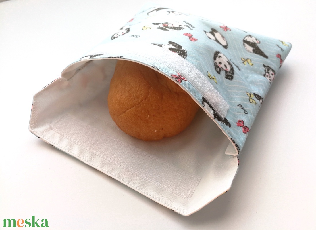 Kék pandás snackbag, tépőzáras uzsitasak, vízhatlan szendvicstartó, uzsonnás tasak, uzsonnás szendvics tartó - táska & tok - uzsonna- & ebéd tartó - szendvics csomagoló - Meska.hu