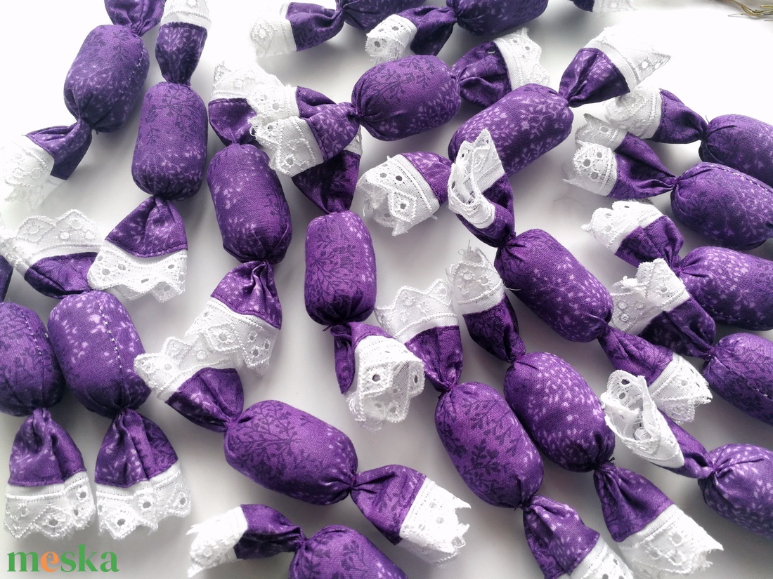 10 db karácsonyi textil szaloncukor dísz - karácsonyi szaloncukor - dekor szaloncukor  - karácsony - karácsonyi lakásdekoráció - ünnepi asztaldekoráció - Meska.hu