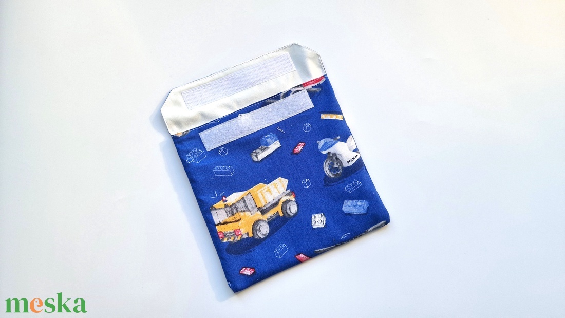 Teherautós, motoros snackbag, tépőzáras uzsitasak, vízhatlan szendvicstartó, uzsonnás tasak, uzsonnás szendvics tartó - táska & tok - uzsonna- & ebéd tartó - szendvics csomagoló - Meska.hu