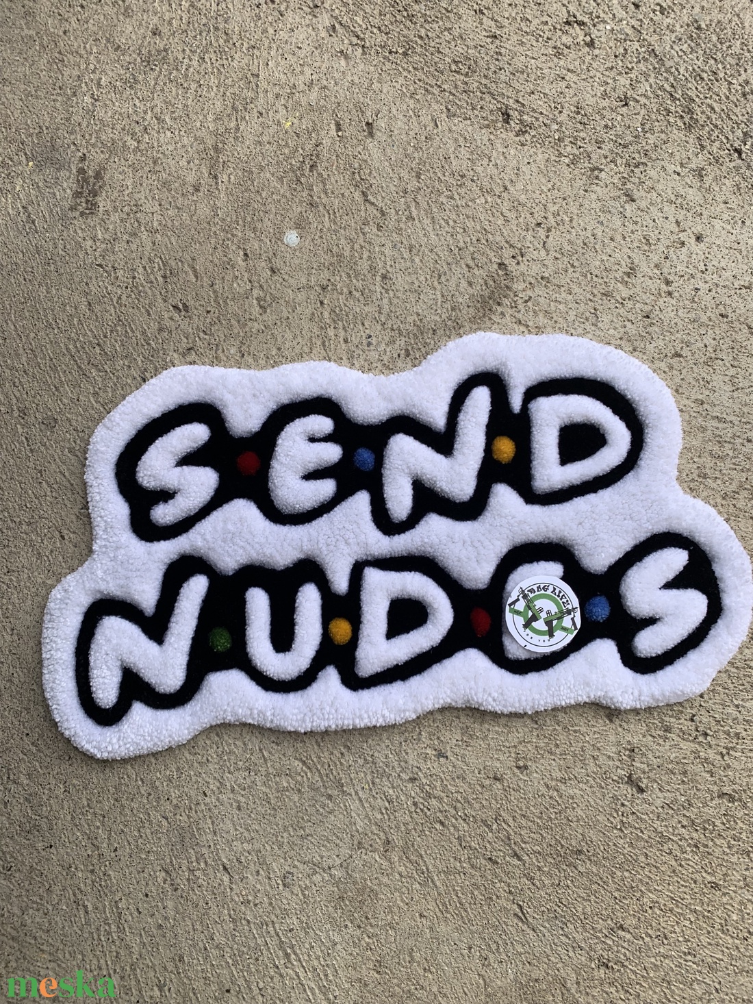 Send Nudes tufting szőnyeg - otthon & életmód - lakástextil - szőnyeg - más típusú szőnyeg - Meska.hu Send Nudes tufting szőnyeg - otthon & életmód - lakástextil - szőnyeg - más típusú szőnyeg - Meska.hu