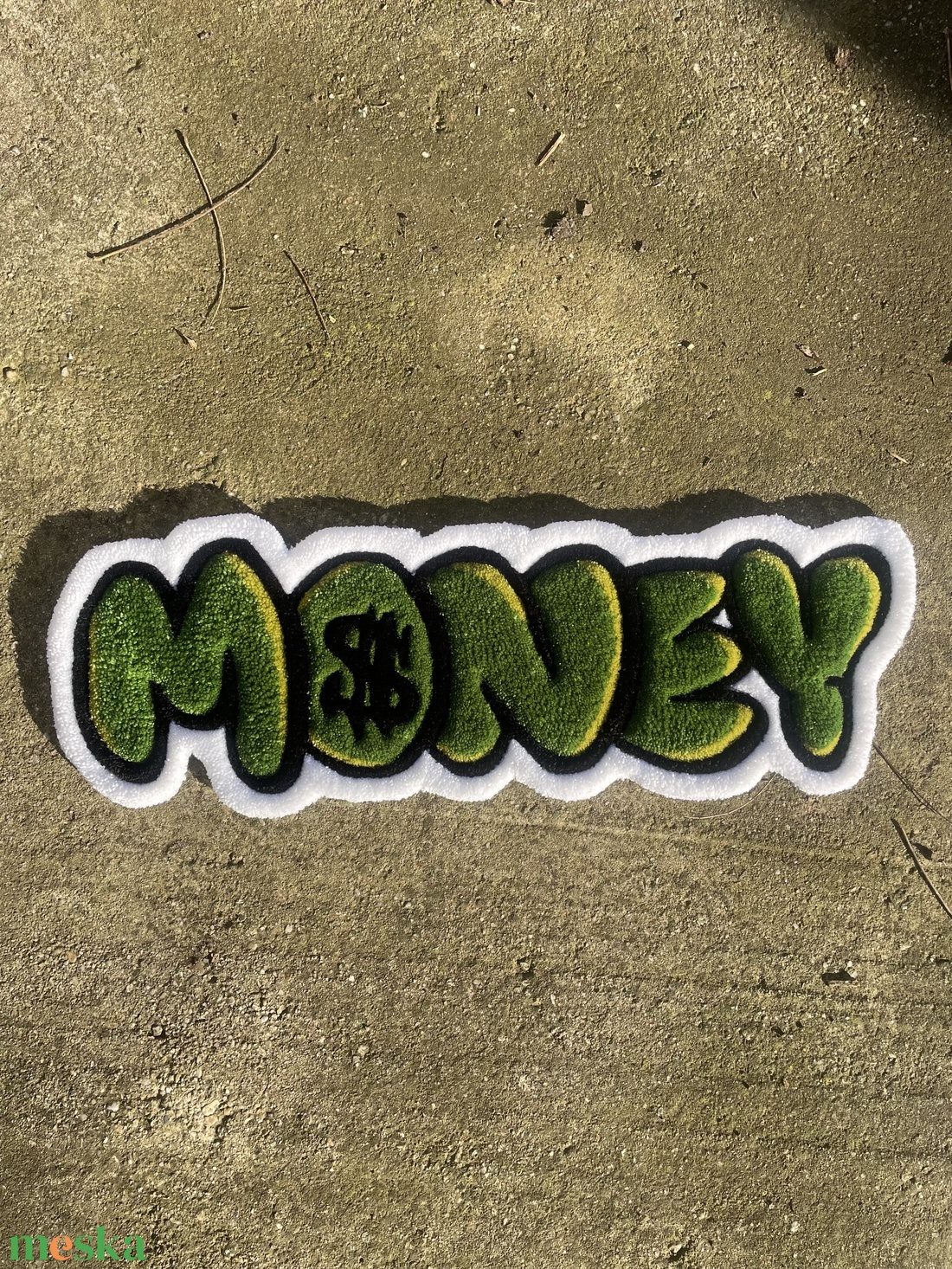Prémium Graffiti MONEY Tufting Szőnyeg � Egyedi Kézműves Dekor (71x20 cm) - otthon & életmód - lakástextil - szőnyeg - más típusú szőnyeg - Meska.hu