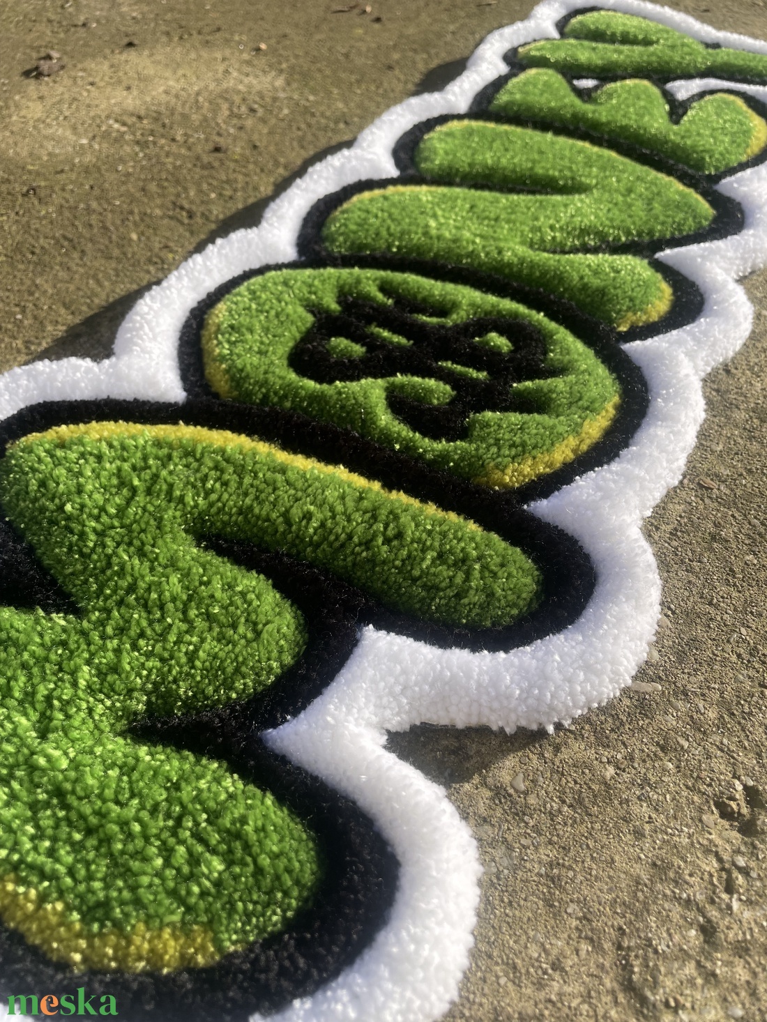 Prémium Graffiti MONEY Tufting Szőnyeg � Egyedi Kézműves Dekor (71x20 cm) - otthon & életmód - lakástextil - szőnyeg - más típusú szőnyeg - Meska.hu