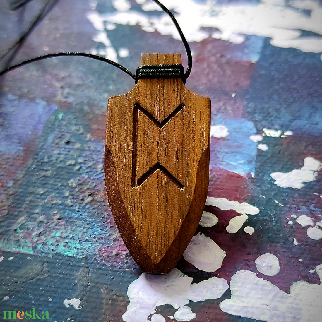 Nyílhegy fa medál - ékszer - nyaklánc - medál - Meska.hu