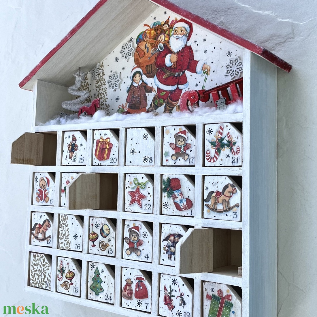 Adventi házikó, naptár - Mikulás kislánnyal - karácsony - adventi díszek - adventi naptár - Meska.hu