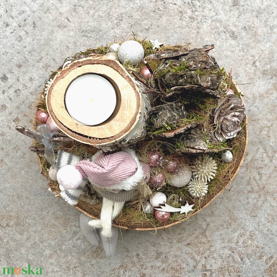 Erdei lányka  téli asztaldísz farönk mécsestartóval - karácsony - adventi díszek - adventi koszorú - Meska.hu