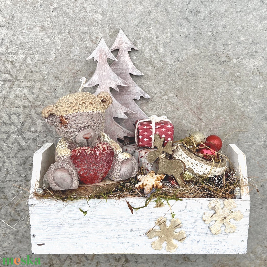 MACI karácsonyi asztaldísz, ládika, gyertya - karácsony - karácsonyi lakásdekoráció - karácsonyi lakásdíszek - Meska.hu