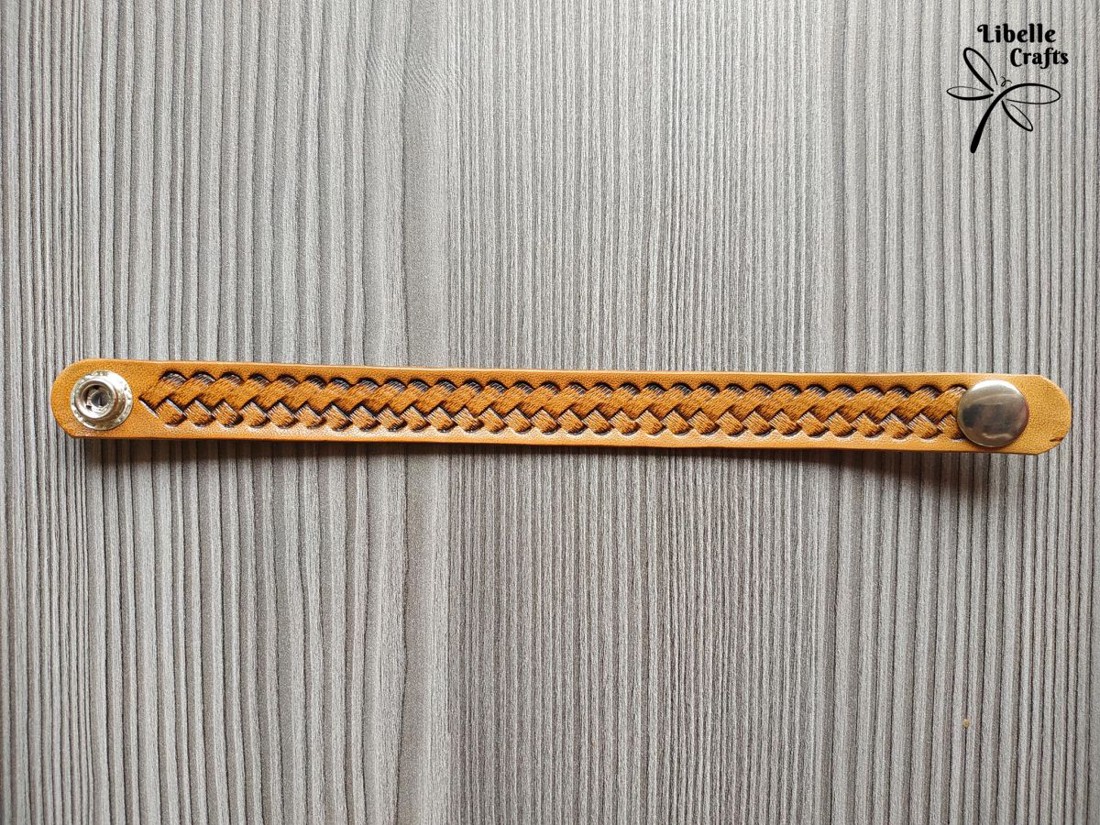 Fonott mintás karpánt - ékszer - karkötő - Meska.hu