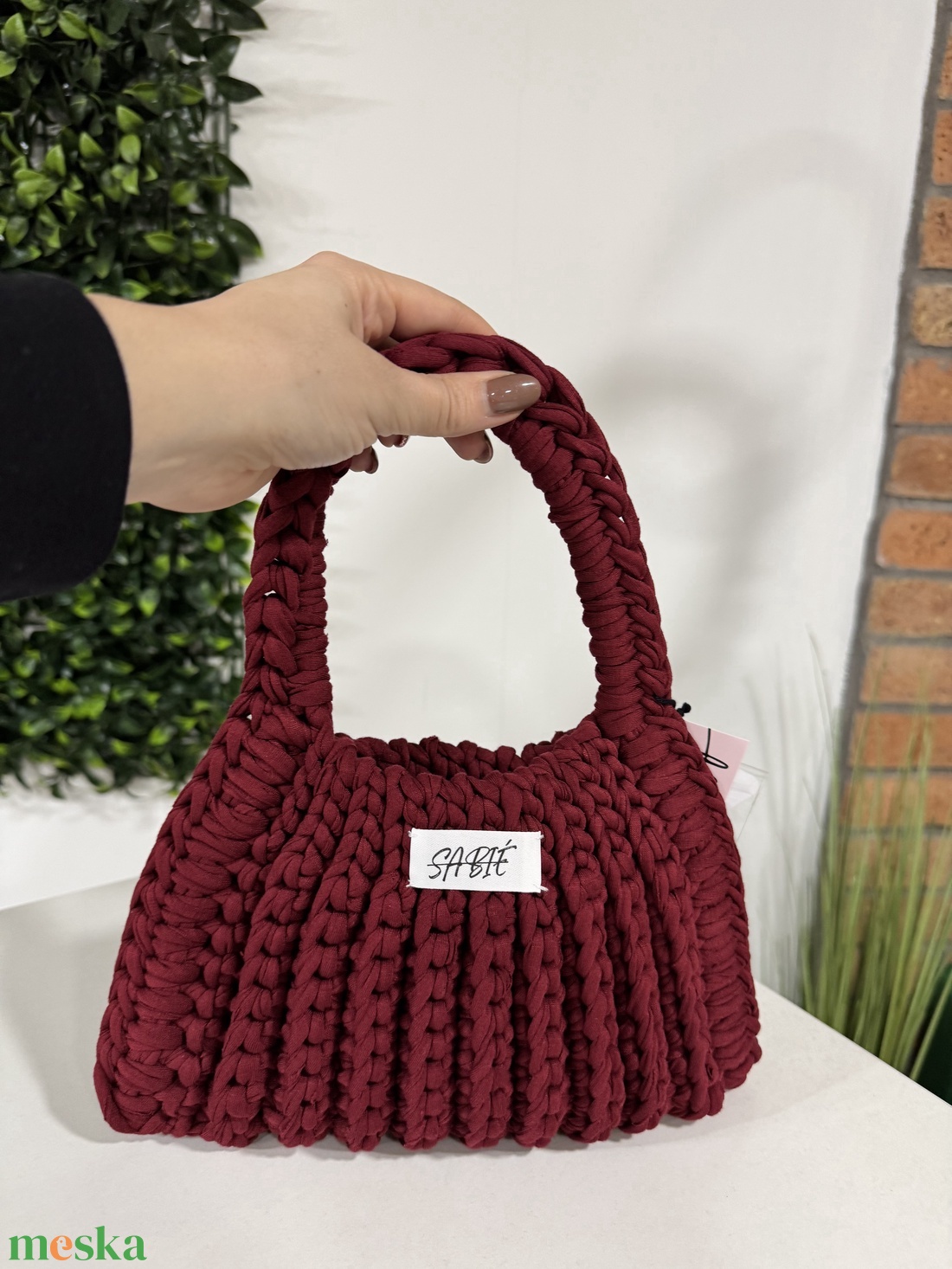 Horgolt SABIÉ burgundiszínű kézi- és válltáska - táska & tok - kézitáska & válltáska - válltáska - Meska.hu
