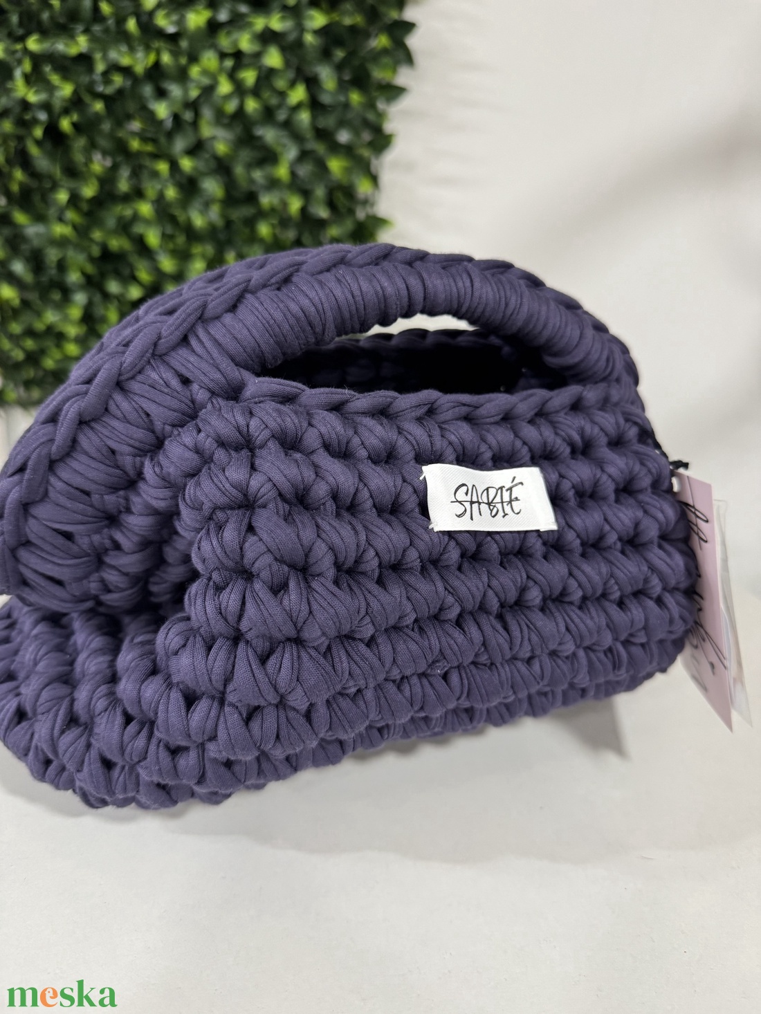 Horgolt lila színű SABIÉ kézitáska vagy neszesszer  - táska & tok - kézitáska & válltáska - kézitáska - Meska.hu