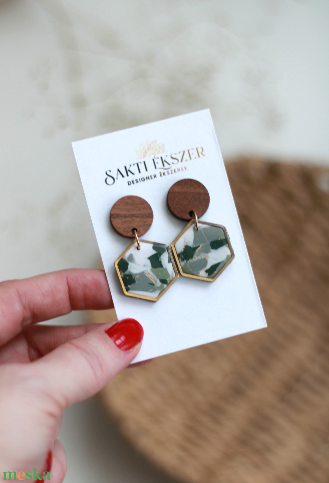 Zöld márványos fülbevaló - ékszer - fülbevaló - lógó fülbevaló - Meska.hu