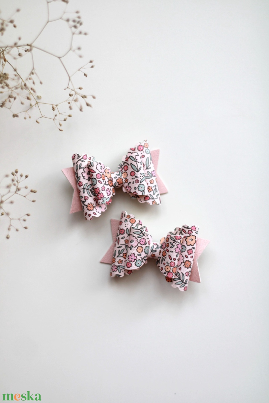 Apró virágos gyerek hajcsat - ruha & divat - hajdísz & hajcsat - hajcsat & hajtű - Meska.hu