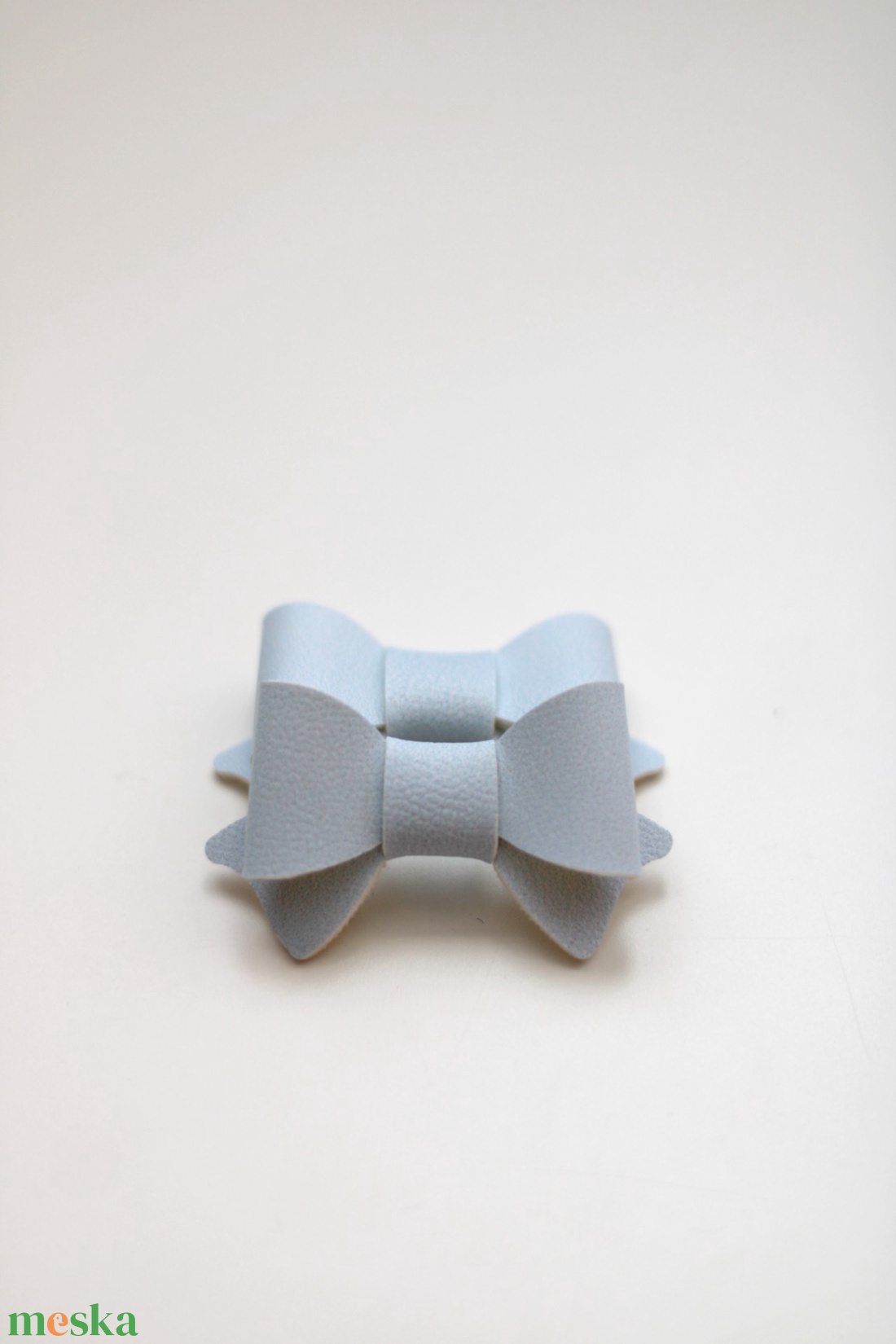 Világoskék  mini hajcsat - ruha & divat - hajdísz & hajcsat - hajcsat & hajtű - Meska.hu