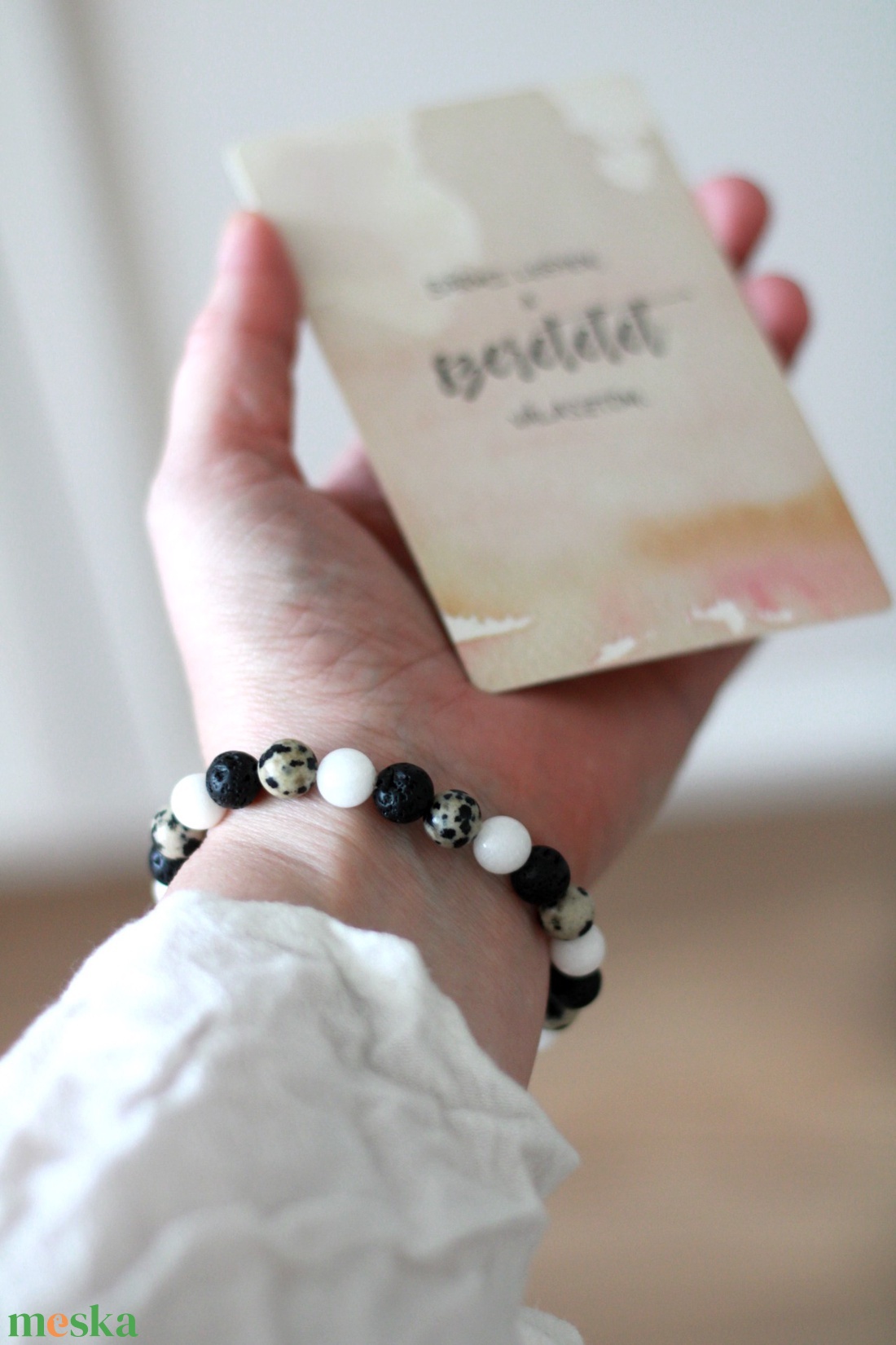 Érezd jól magad karkötő 8mm - ékszer - karkötő - ásványkarkötő - Meska.hu