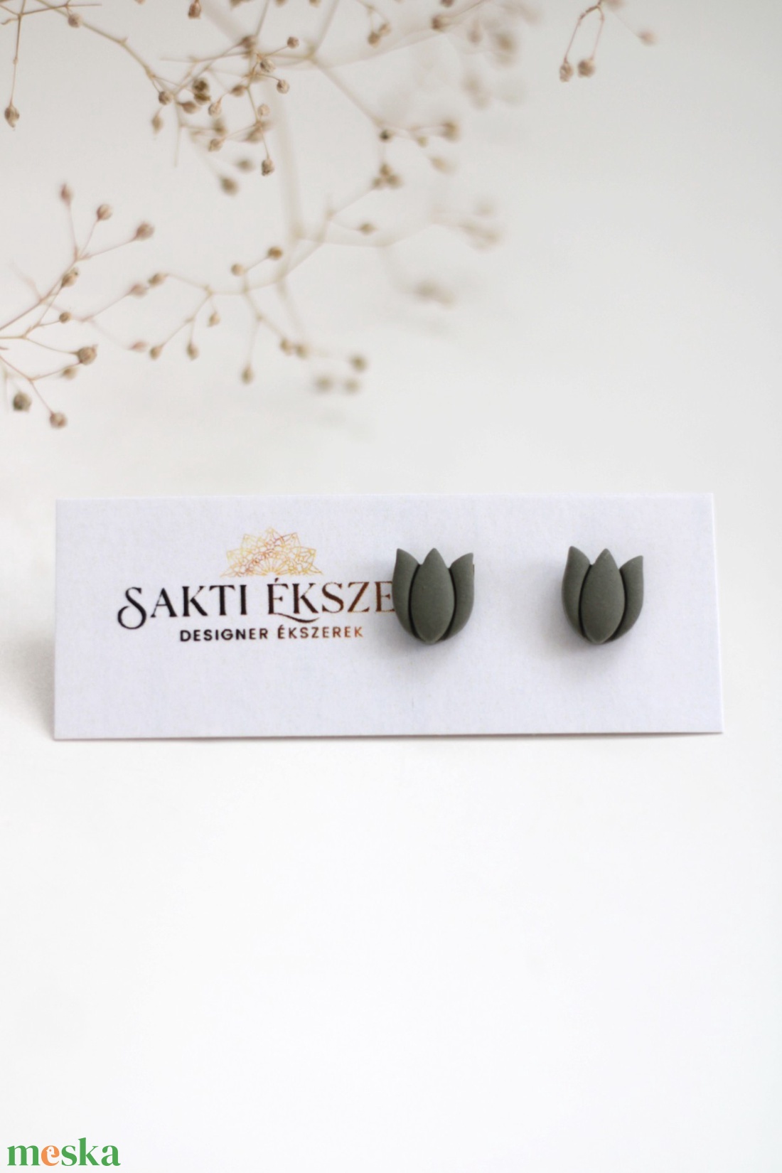 Zöld tulipán gomb fülbevaló - ékszer - fülbevaló - pötty fülbevaló - Meska.hu