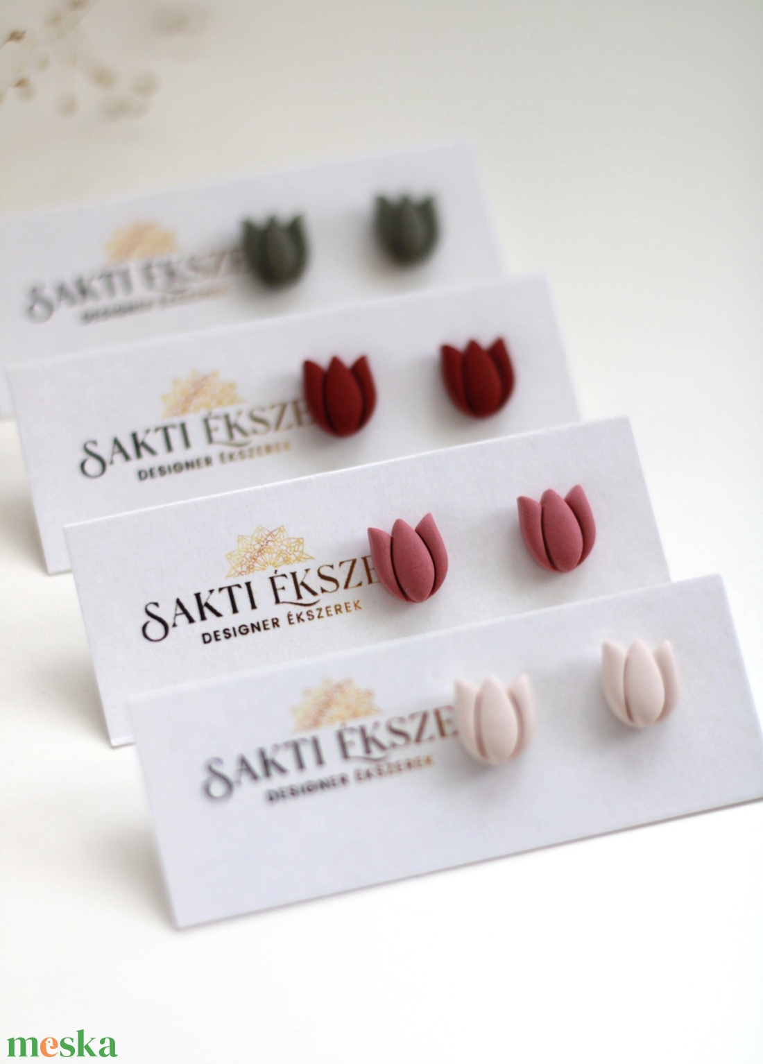 Rózsaszín tulipán gomb fülbevaló - ékszer - fülbevaló - pötty fülbevaló - Meska.hu