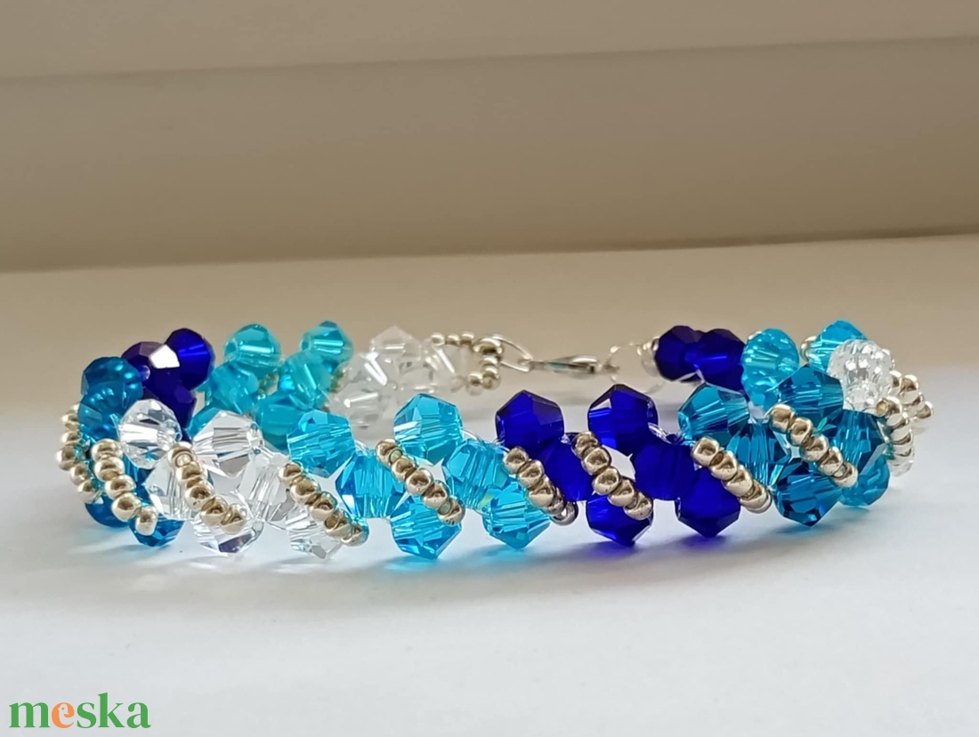 Kék bicone - ékszer - karkötő - gyöngyös karkötő - Meska.hu