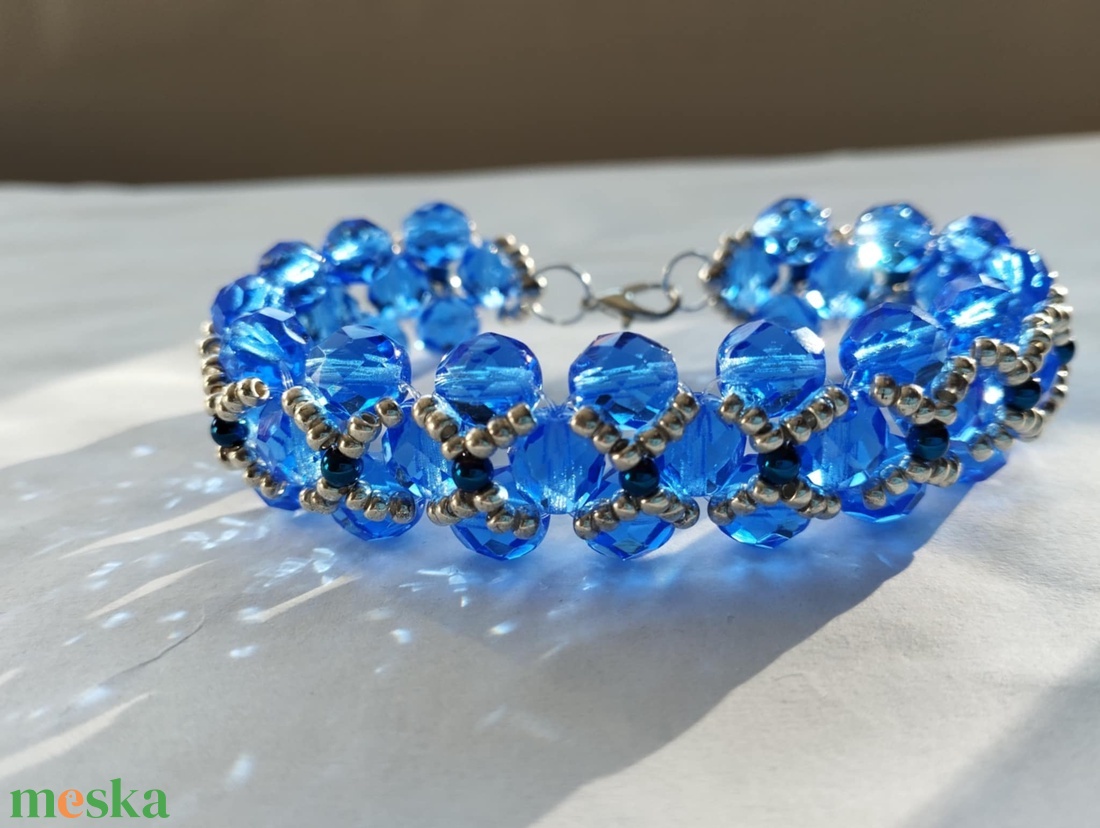 Tókék - ékszer - karkötő - gyöngyös karkötő - Meska.hu