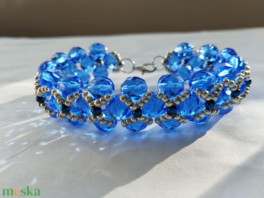 Tókék - ékszer - karkötő - gyöngyös karkötő - Meska.hu