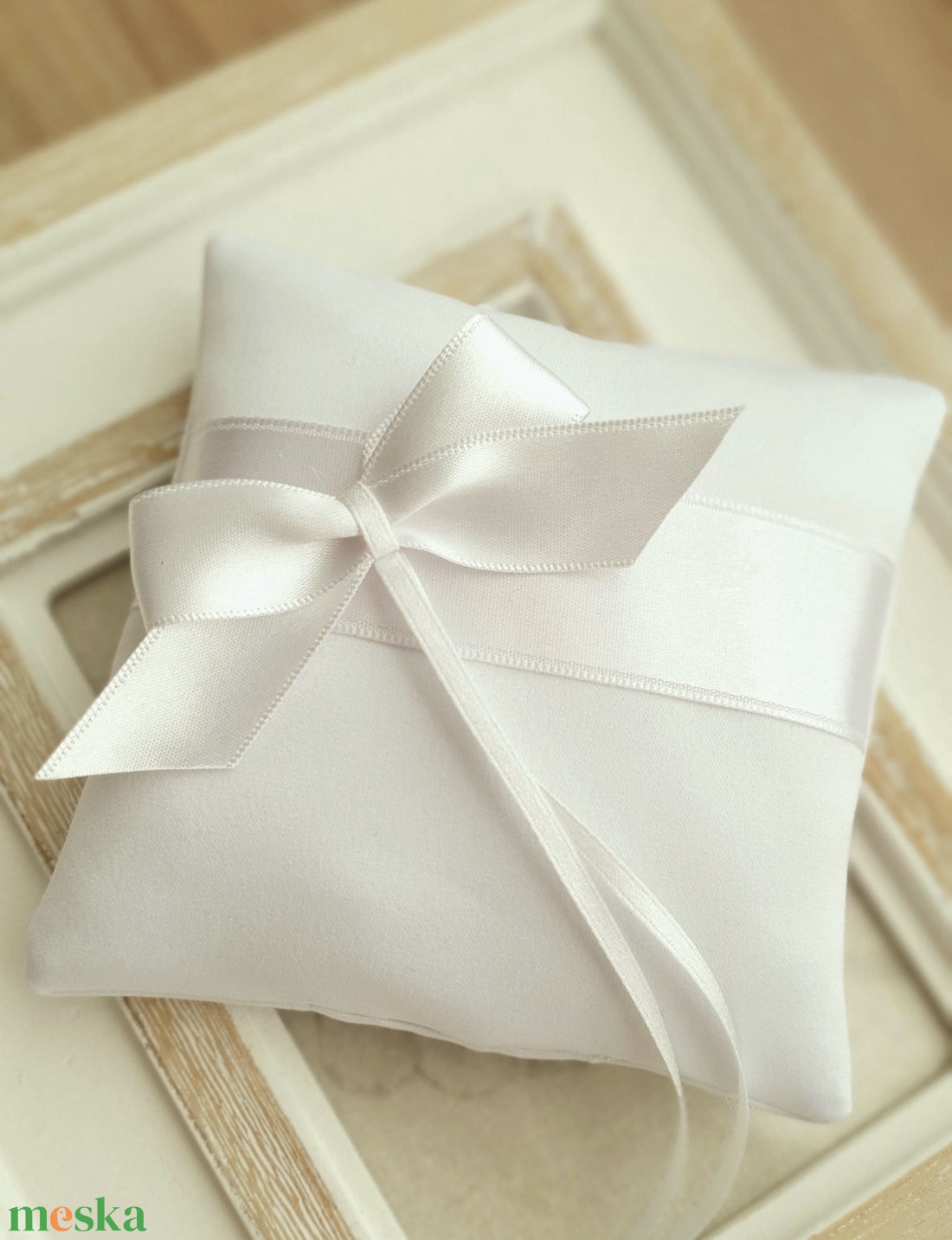 ESTHER gyűrűpárna, gyűrűtartó, menyasszony, esküvő - esküvő - kiegészítők - gyűrűtartó & gyűrűpárna - Meska.hu