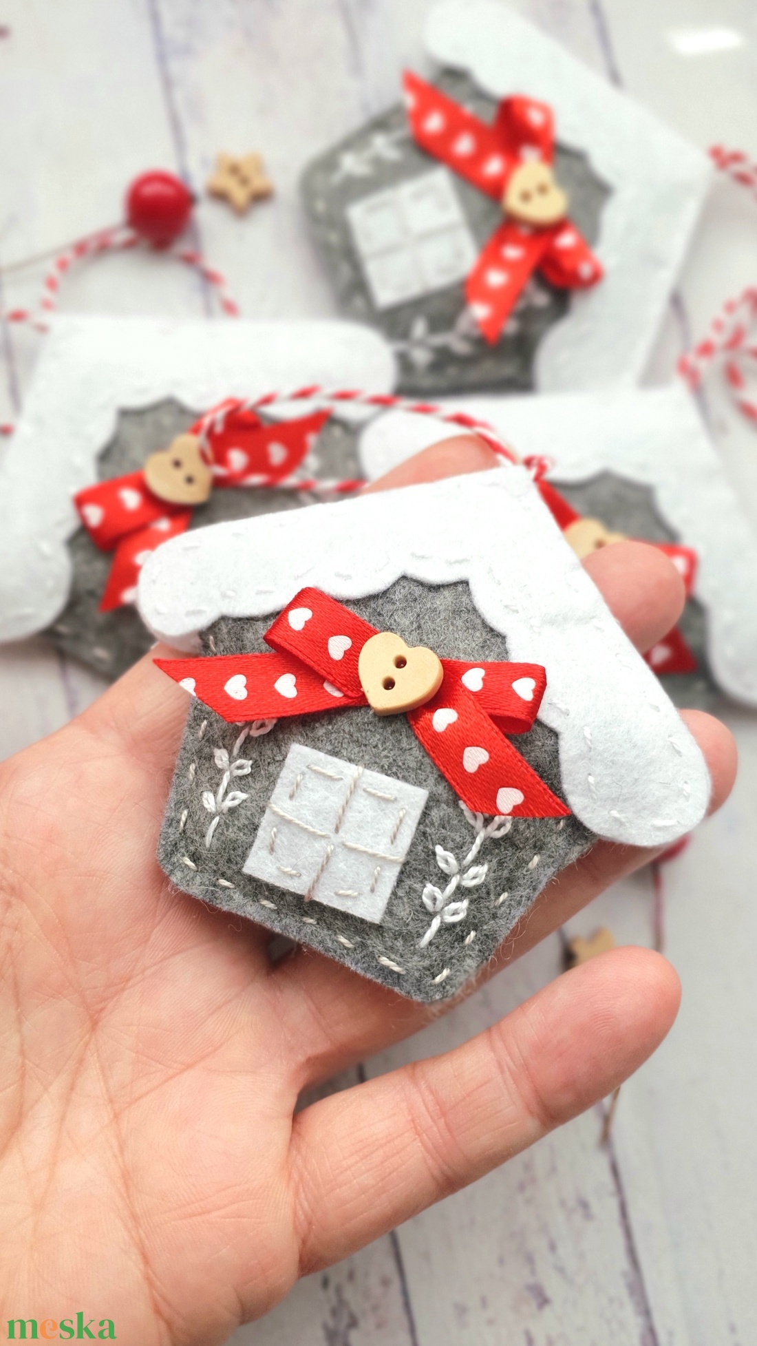 Karácsonyi bababarát filc díszek, házikók - diy (csináld magad) - egységcsomag - Meska.hu Karácsonyi bababarát filc díszek, házikók - diy (csináld magad) - egységcsomag - Meska.hu